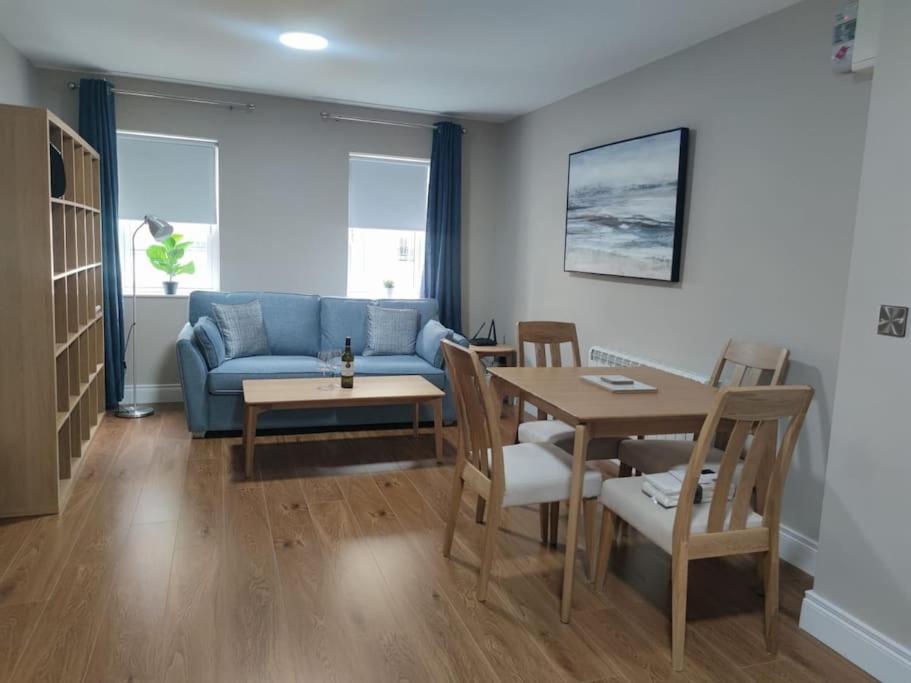 Blacklion Prime Location Apartment Екстер'єр фото